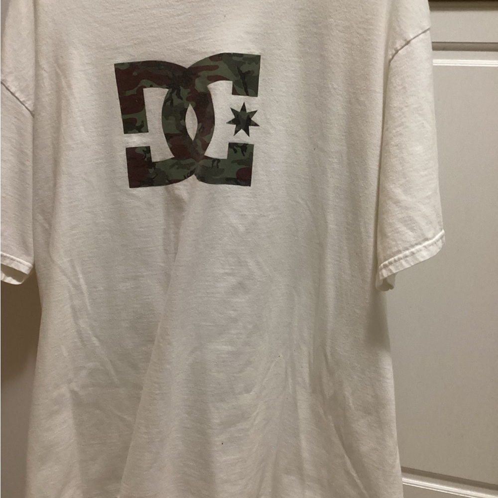Vintage Y2K DC White Tee with Camouflage Logo